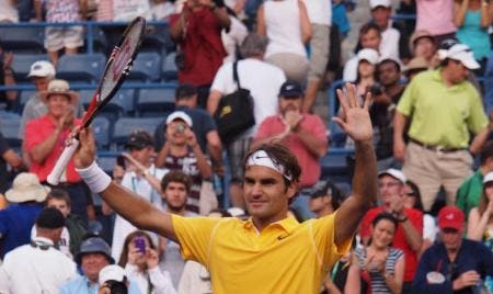 Federer (photo by Luigi Serra)