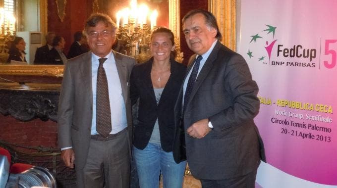 Da sinistra Ernesto De Filippis della MCA, Roberta Vinci e il sindaco di Palermo, Leoluca Orlando