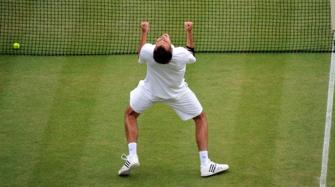 Jerzy Janowicz festeggia la semifinale a Wimbledon