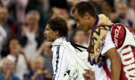 Rafa Nadal e Lukas Rosol (Clive Rose / Getty Images)