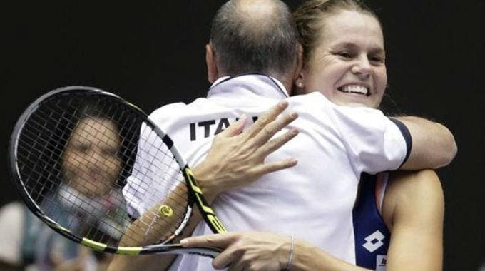 Karin Knapp festeggia la vittoria contro la Riske in Fed Cup