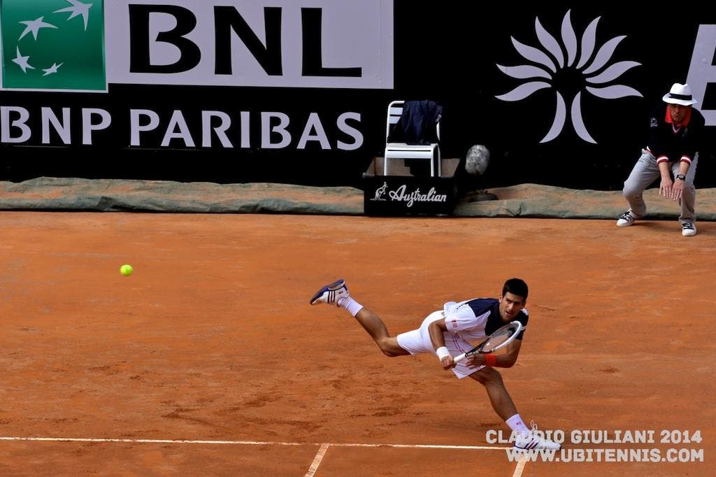 La fenomenale elasticità di Djokovic (foto C. GIULIANI)