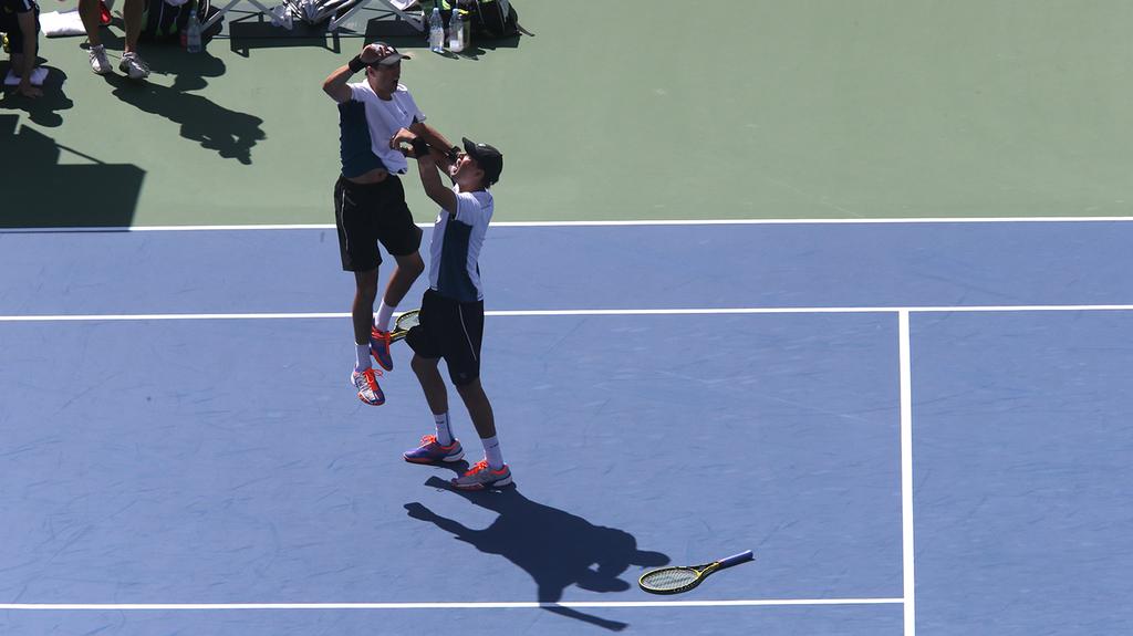 L'esultanza dei gemelli Bryan, US Open 2014 (foto ART SEITZ)