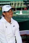 Rafael Nadal durante la conferenza stampa pre-torneo (foto di Art Seitz)