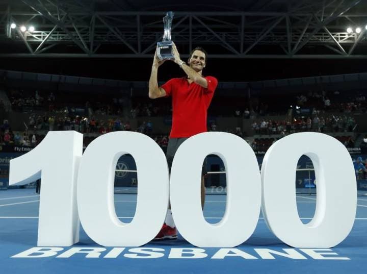 Roger Federer festeggia le 1000 vittorie in carriera col titolo di Brisbane