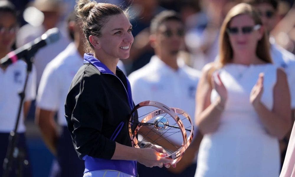 Simona Halep made a strong return, signing with three in Canada