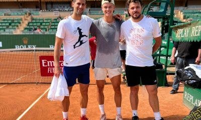 Novak Djokovic, Holger Rune e Stan Wawrinka - Twitter @BastienFachan