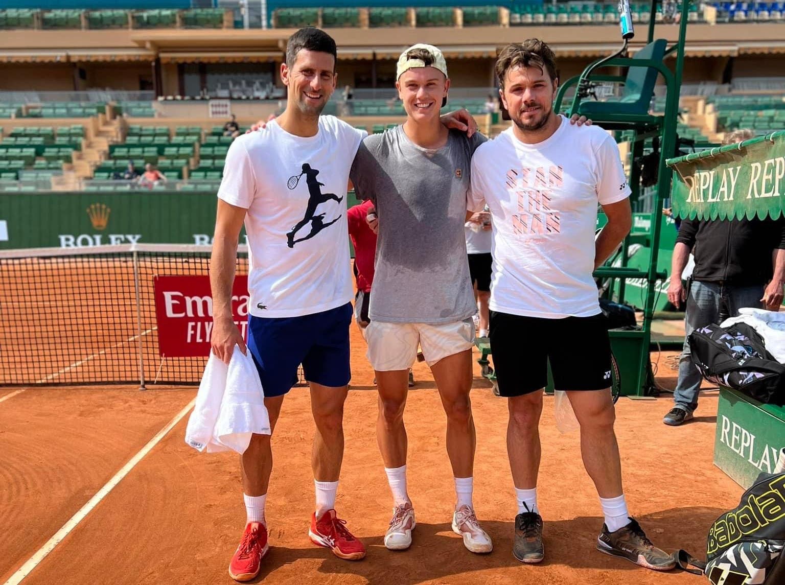 Novak Djokovic, Holger Rune e Stan Wawrinka - Twitter @BastienFachan