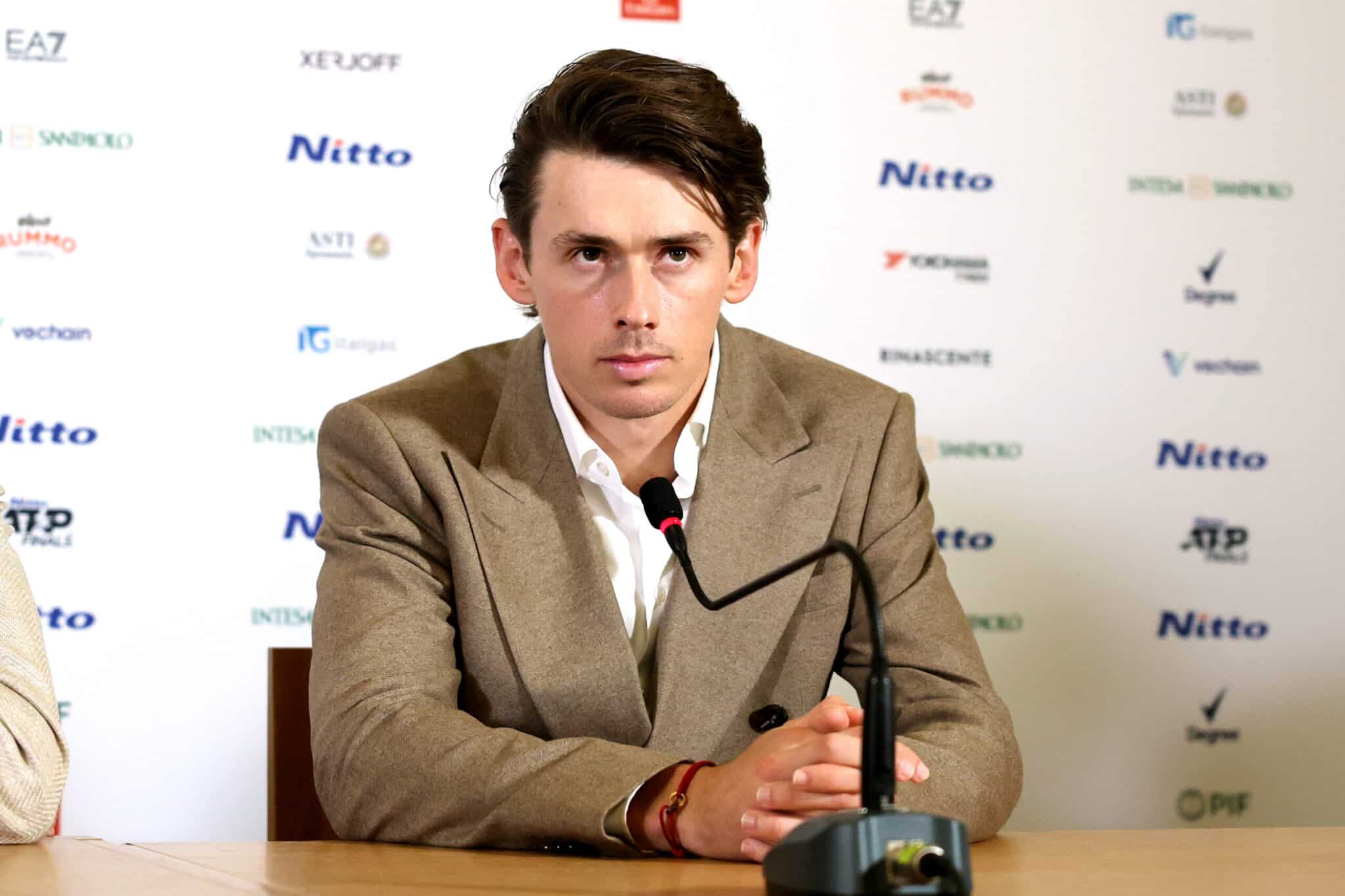 ATP Finals, de Minaur: "La velocità di palla di Sinner è superiore a quella di tutti"