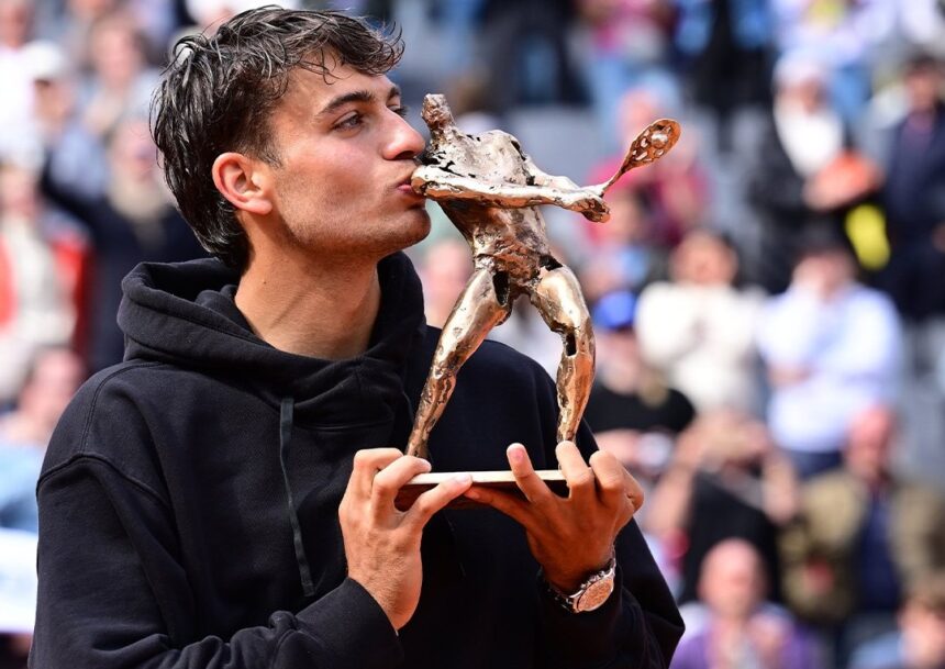 Flavio Cobolli - Amburgo 2025 (x @atptour)