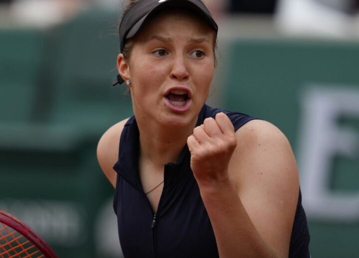 Alisa Oktiabreva - Roland Garros 2026 (foto X @rolandgarros)