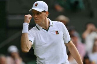 Jannik Sinner – Wimbledon 2026 (foto via Twitter @ATPTour_ES)
