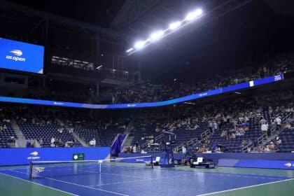 Arthur Ashe Stadium rain - US Open 2026 (x @atptour_ES)